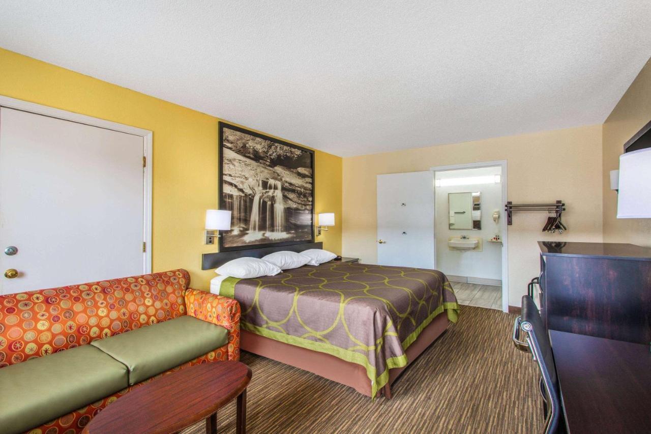 Super 8 By Wyndham Florence Extérieur photo